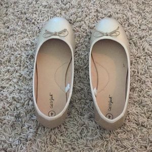 I am selling gold slip ons